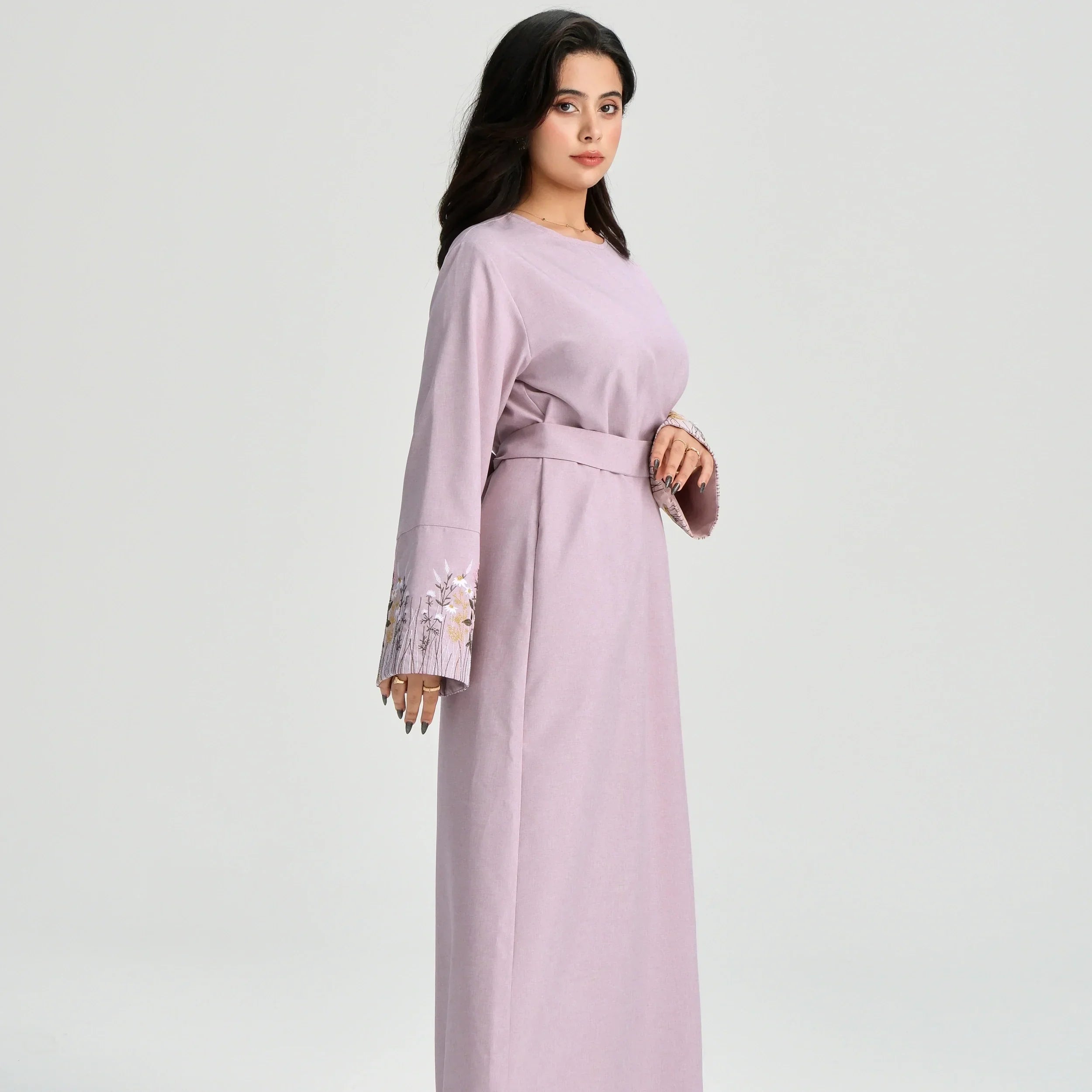 LM086 Robe de Prière Ramadan Broderie Florale avec Ceinture & Poches | Robe Islamique Modeste pour Quotidien & Aïd