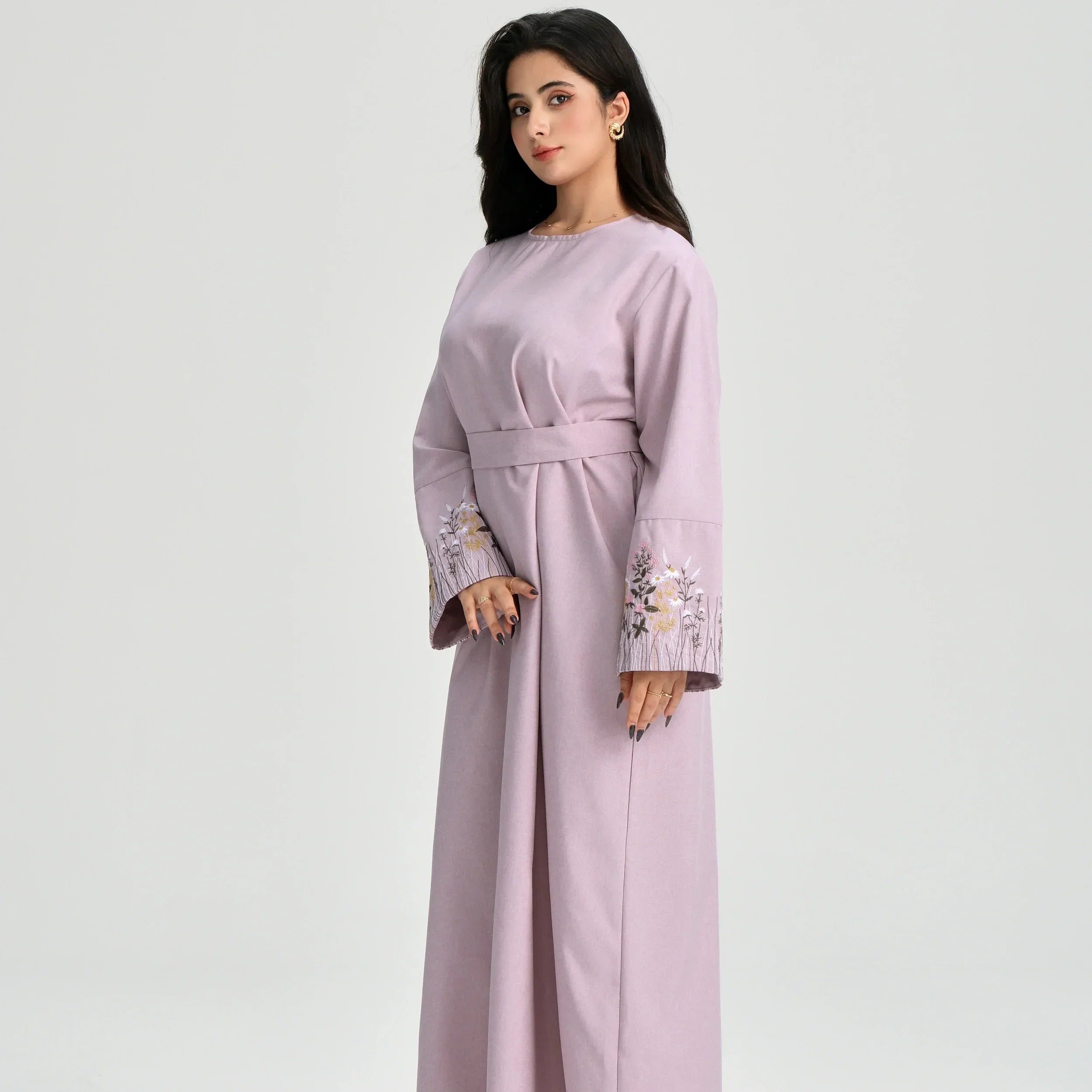LM086 Robe de Prière Ramadan Broderie Florale avec Ceinture & Poches | Robe Islamique Modeste pour Quotidien & Aïd