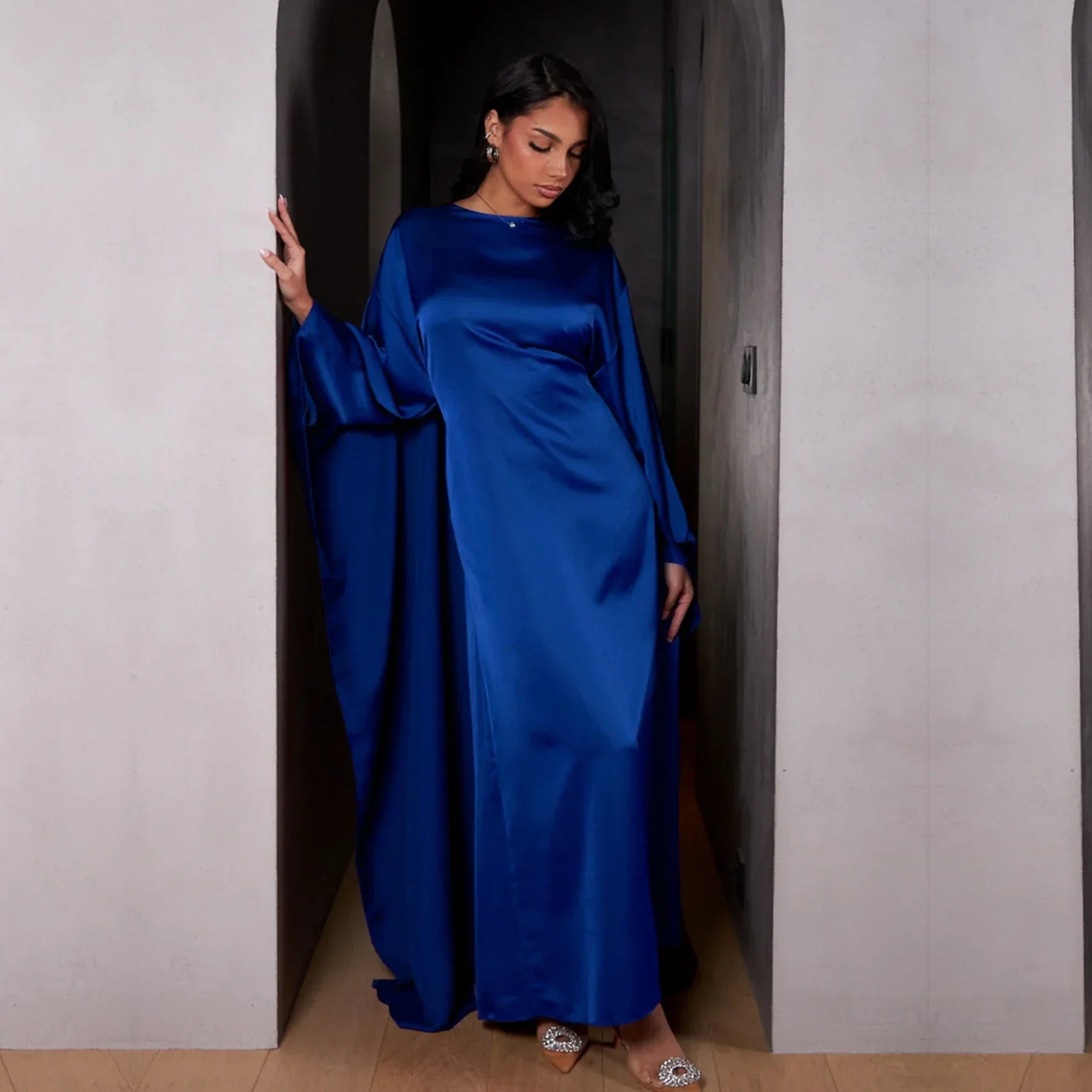 LM087 Robe Abaya Cape Satin Soyeuse | Robe Modeste Élégante Aïd 2025
