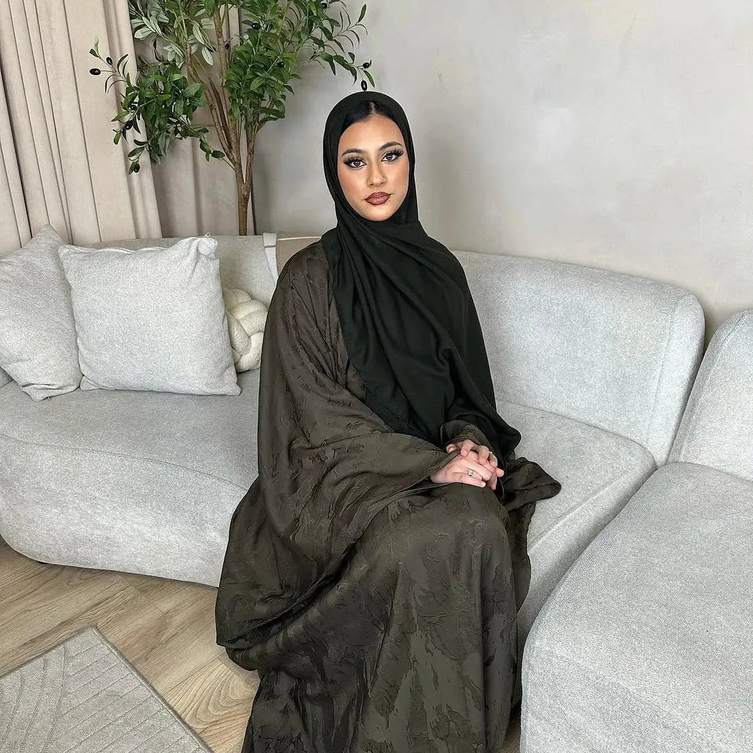 LM089 Ensemble Abaya Papillon Hira | Robe de Prière Jacquard Khaleeji Manches Chauve-Souris avec Hijab