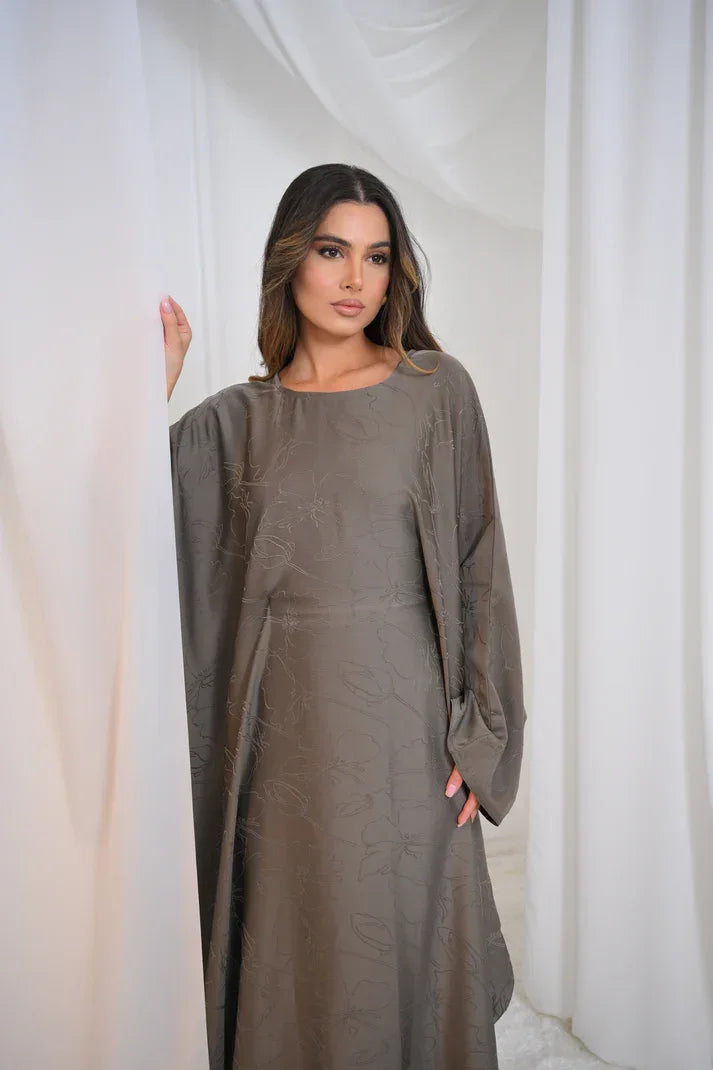 LM090 Abaya Papillon Jacquard avec Hijab | Design Floral Luxueux Manches Chauve-Souris
