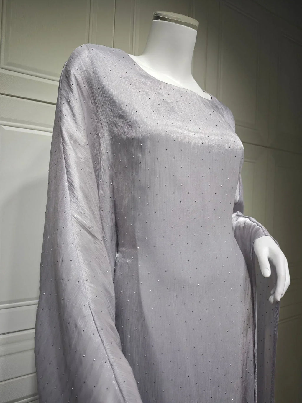 LM096 Ensemble Abaya Papillon Strass Aïd avec Fond de Robe | Kaftan Manches Chauve-Souris Ramadan & Iftar