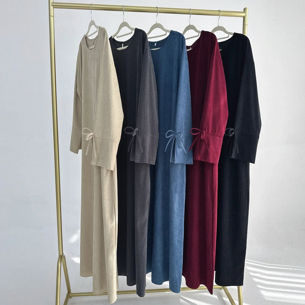 LM114 Abaya Hiver Velours Côtelé | Manche Fendue avec Détail Nœud | Robe Modeste