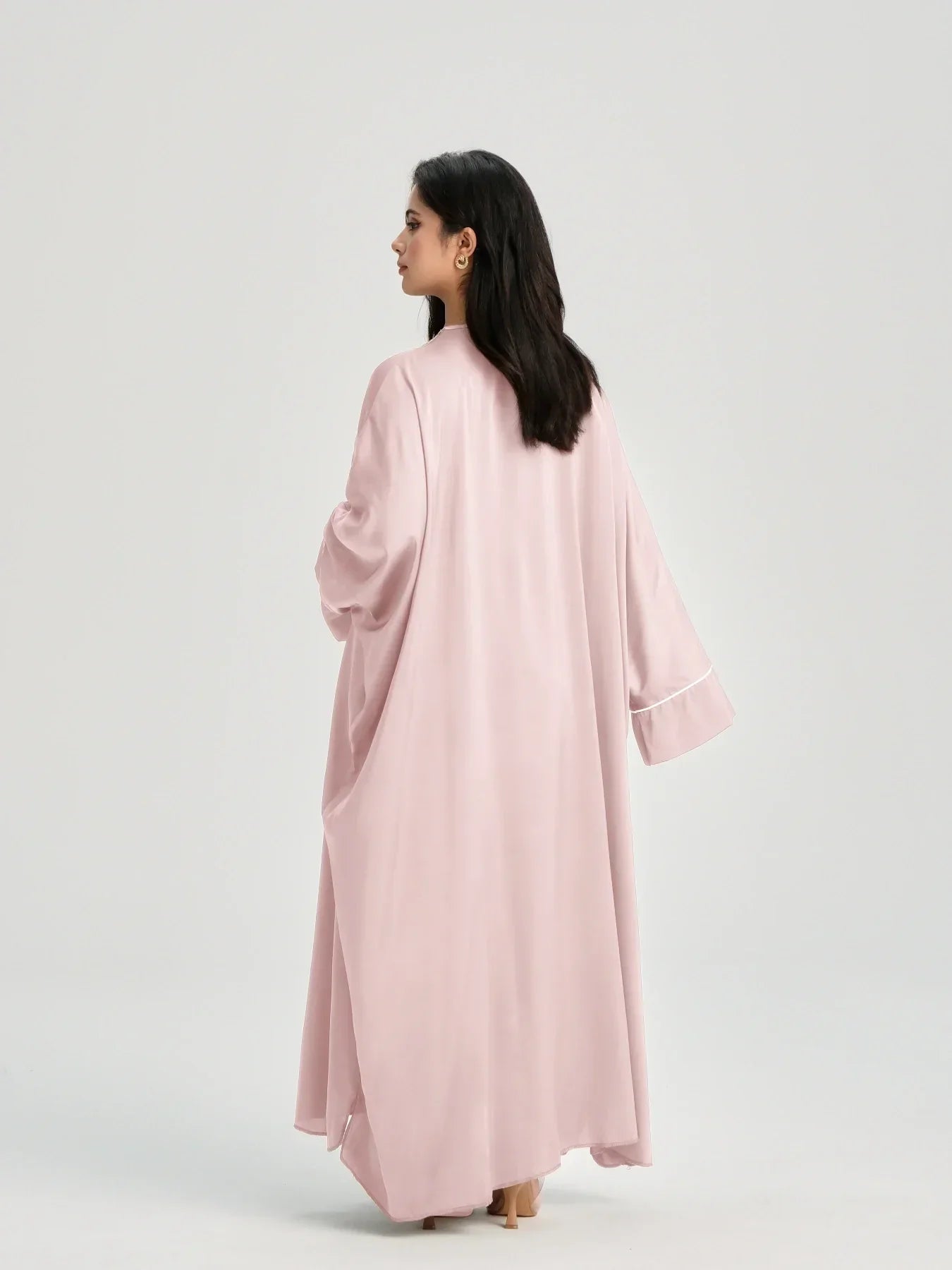 LM122 Kaftan Abaya Dentelle Dorée avec Ceinture Intérieure – Robe Maxi Khaleeji Modeste pour Aïd & Événements Formels