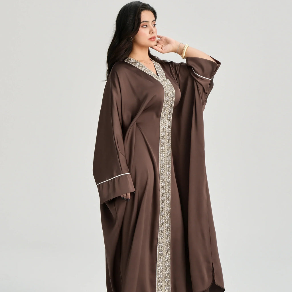 LM122 Kaftan Abaya Dentelle Dorée avec Ceinture Intérieure – Robe Maxi Khaleeji Modeste pour Aïd & Événements Formels