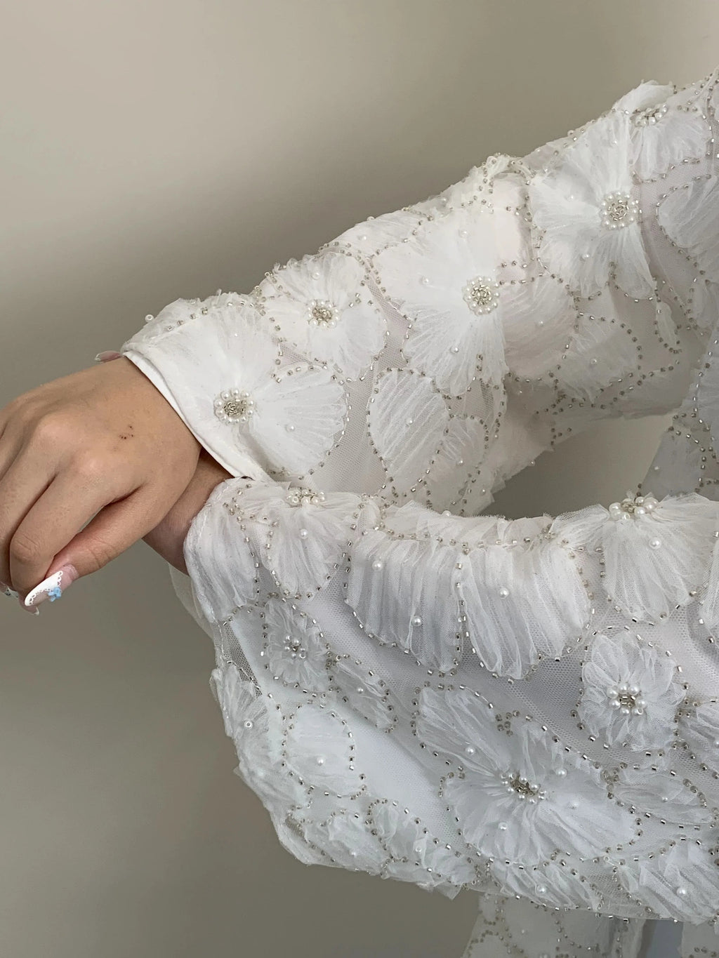 LM126 Ensemble Abaya 3 Pièces Perles Élégant – Kimono Floral, Robe Intérieure & Foulard Assorti