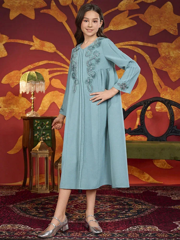 LM219 Robe Aïd Filles – Col V Orné, Robe de Fête Modeste Manches Longues (8–12 ans)