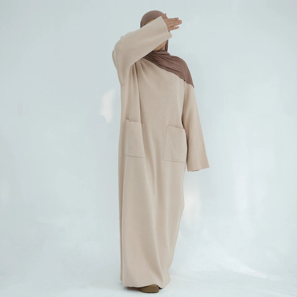 LM227 Abaya Hiver avec Poches – Robe Modeste Manches Longues Ceinturée