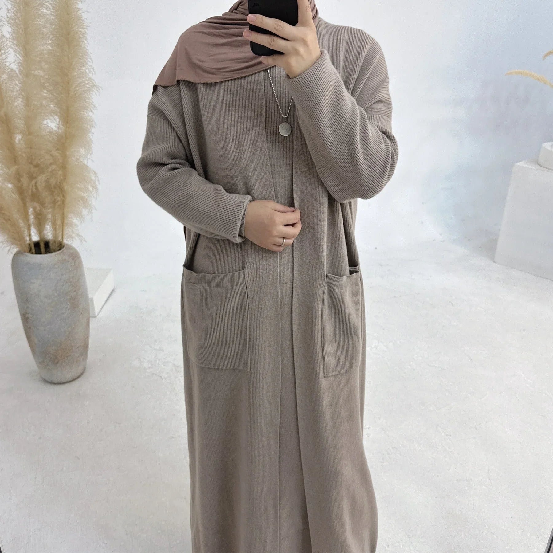 LM229 Ensemble Abaya Tricot Hiver – Coordiné Modeste 2 Pièces avec Poches