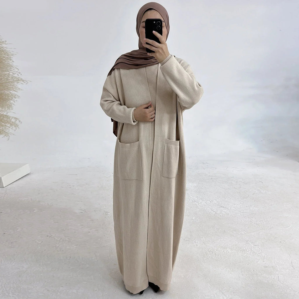 LM229 Ensemble Abaya Tricot Hiver – Coordiné Modeste 2 Pièces avec Poches