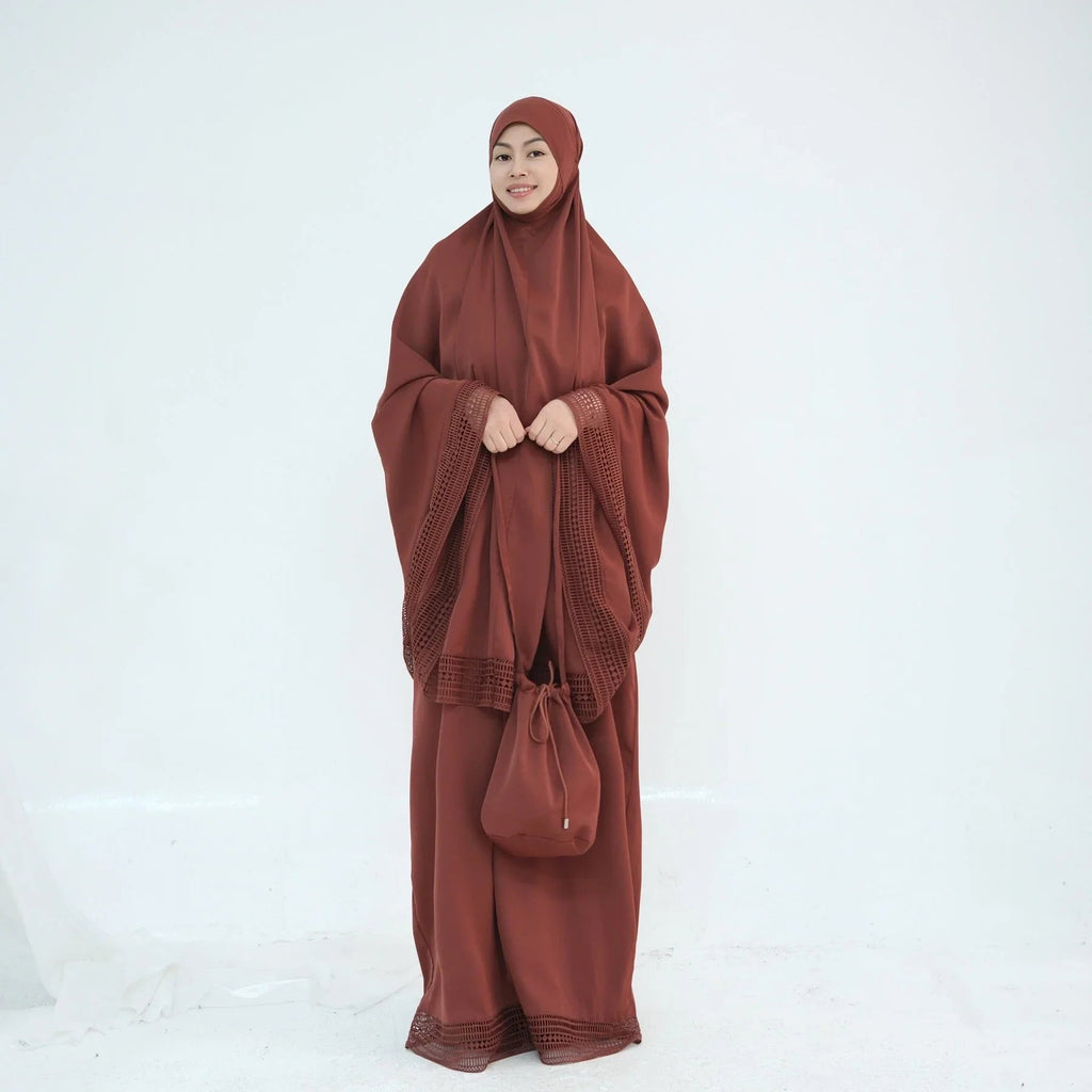 LM300 Ensemble Khimar de Prière – Tenue Modeste 4 Pièces avec Bordure en Dentelle