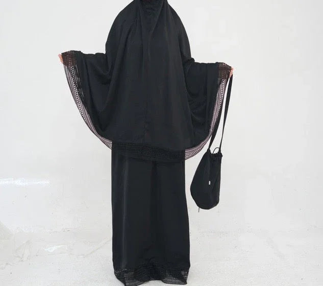 LM300 Ensemble Khimar de Prière – Tenue Modeste 4 Pièces avec Bordure en Dentelle