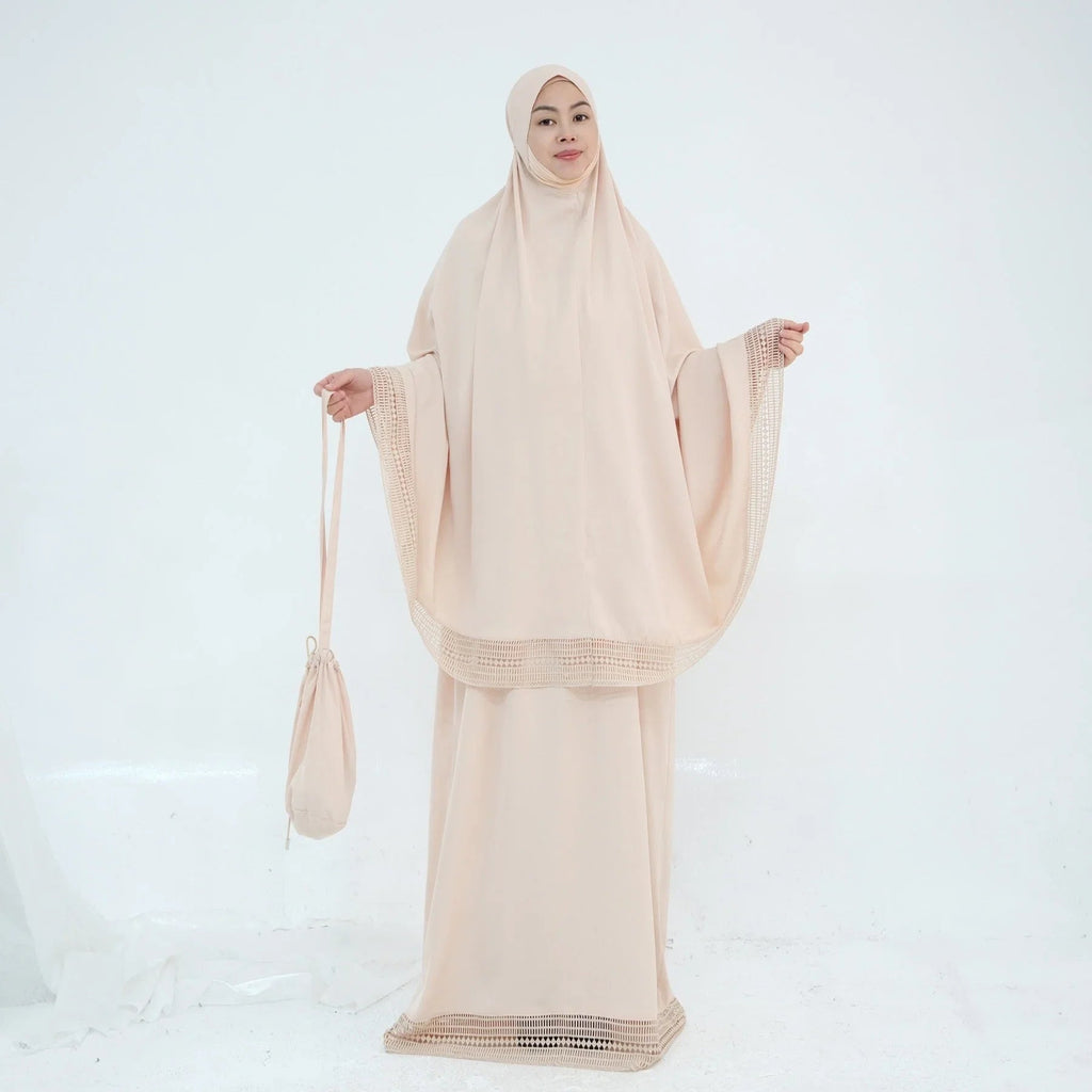 LM300 Ensemble Khimar de Prière – Tenue Modeste 4 Pièces avec Bordure en Dentelle