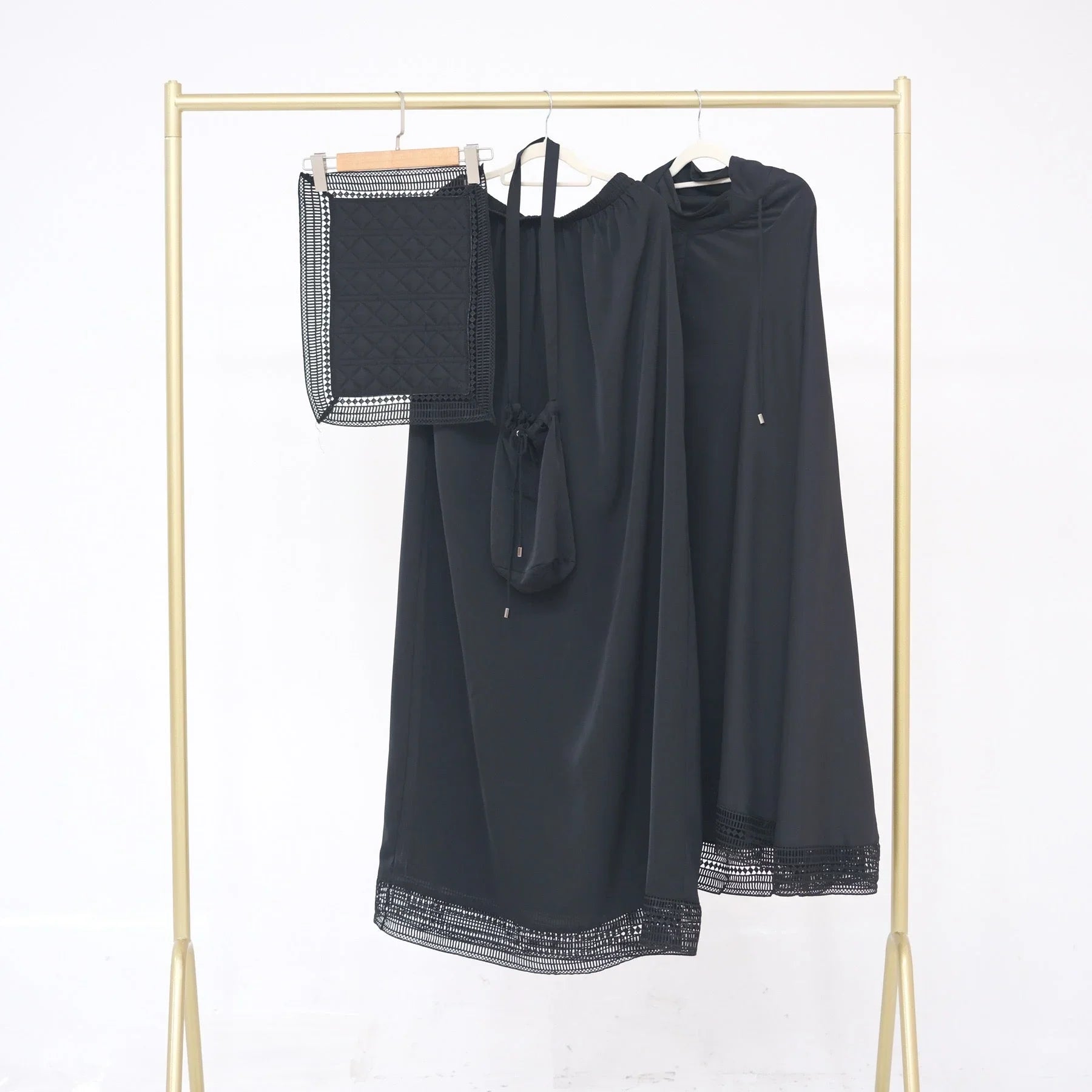 LM300 Ensemble Khimar de Prière – Tenue Modeste 4 Pièces avec Bordure en Dentelle