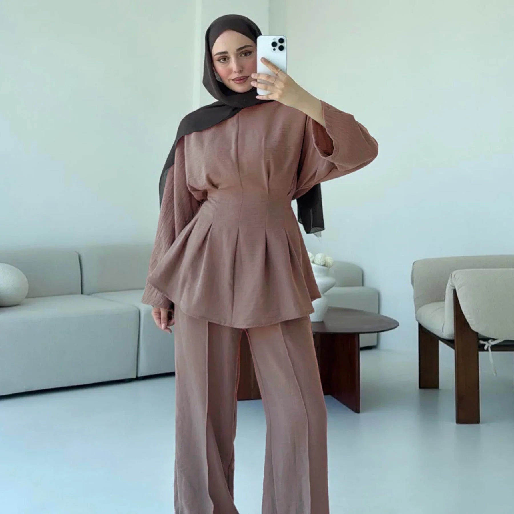 LM307 Ensemble Deux Pièces Soie Glacée – Tunique Peplum & Pantalon Large Tenue Modeste