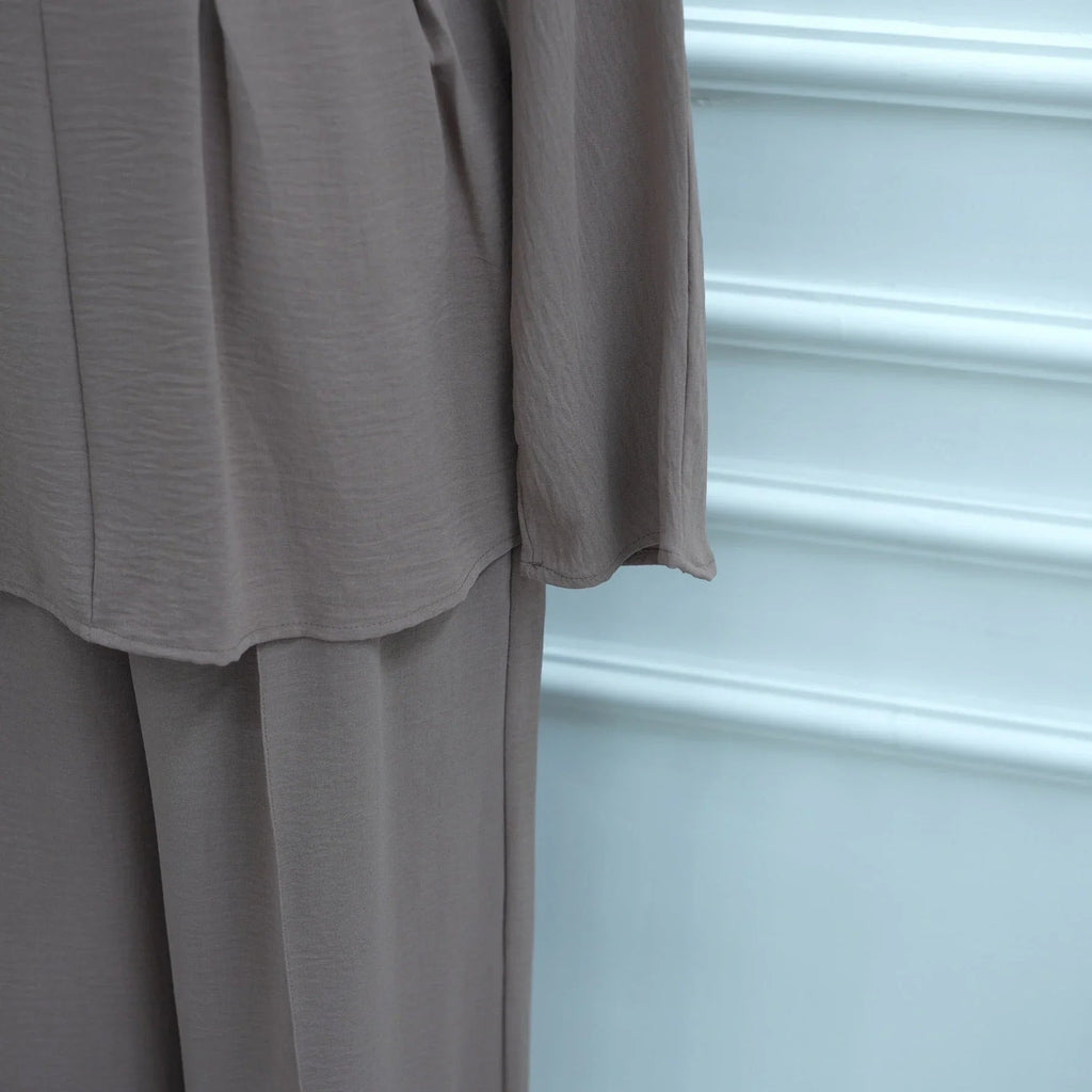 LM307 Ensemble Deux Pièces Soie Glacée – Tunique Peplum & Pantalon Large Tenue Modeste