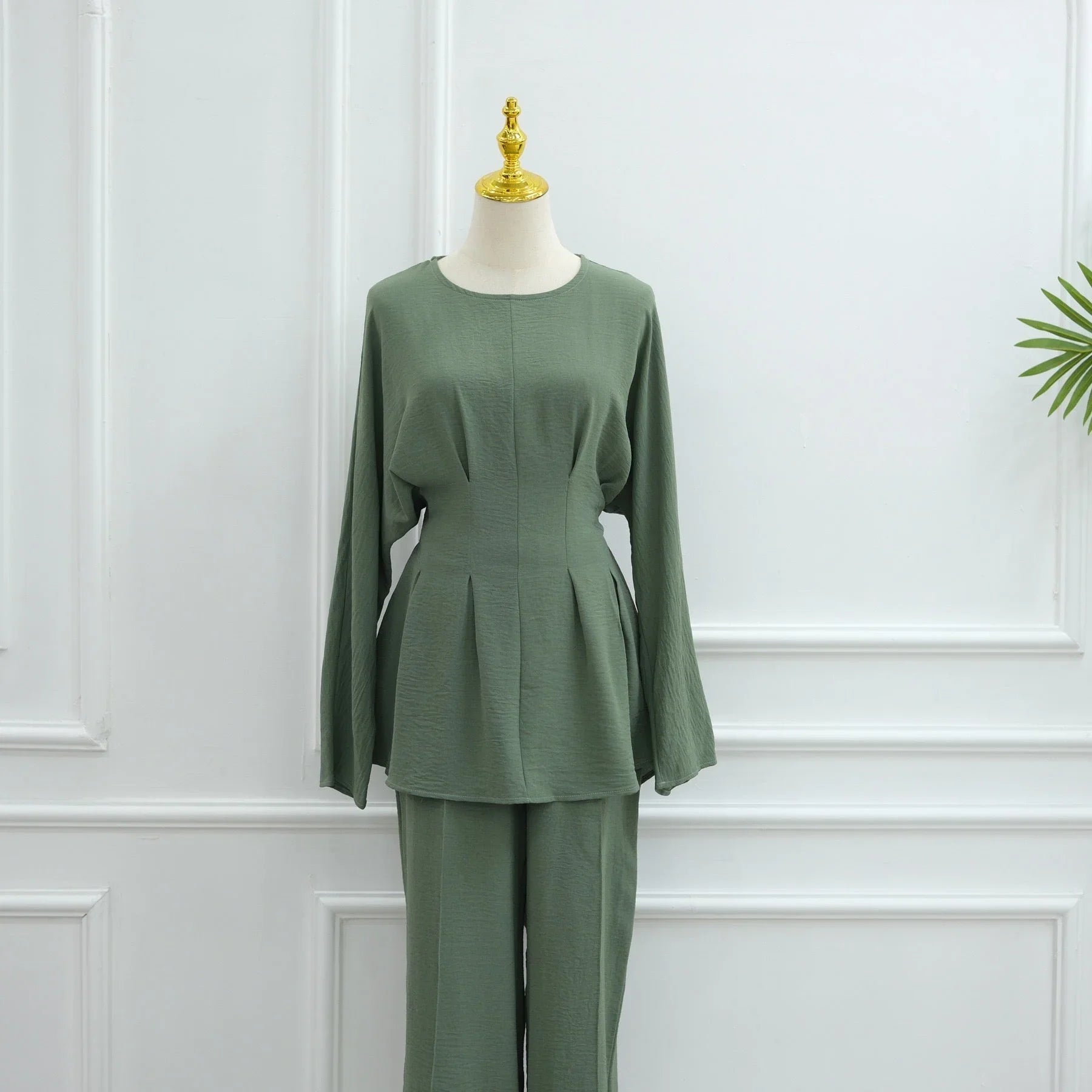LM307 Ensemble Deux Pièces Soie Glacée – Tunique Peplum & Pantalon Large Tenue Modeste