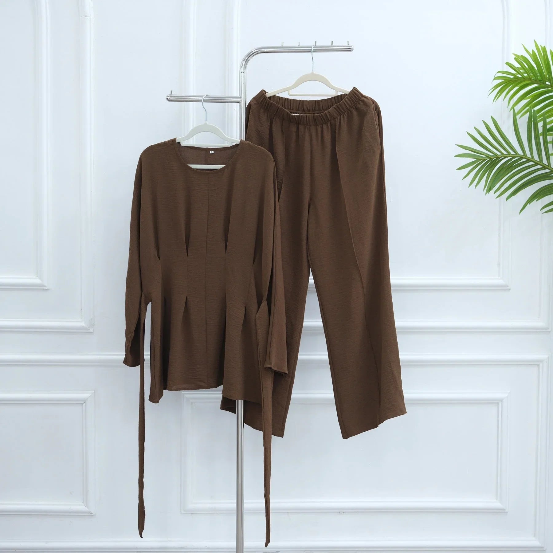 LM307 Ensemble Deux Pièces Soie Glacée – Tunique Peplum & Pantalon Large Tenue Modeste