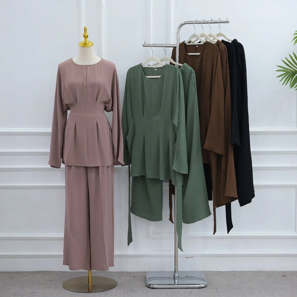 LM307 Ensemble Deux Pièces Soie Glacée – Tunique Peplum & Pantalon Large Tenue Modeste