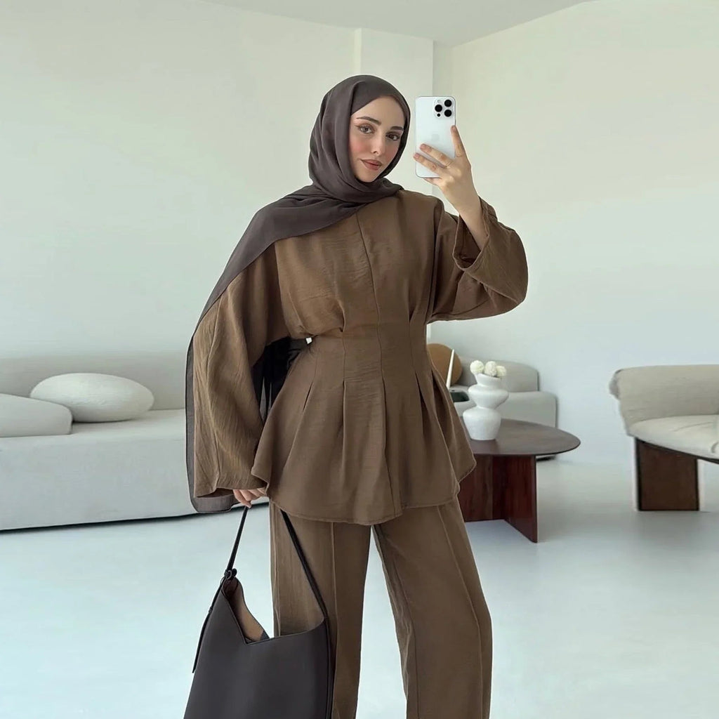 LM307 Ensemble Deux Pièces Soie Glacée – Tunique Peplum & Pantalon Large Tenue Modeste