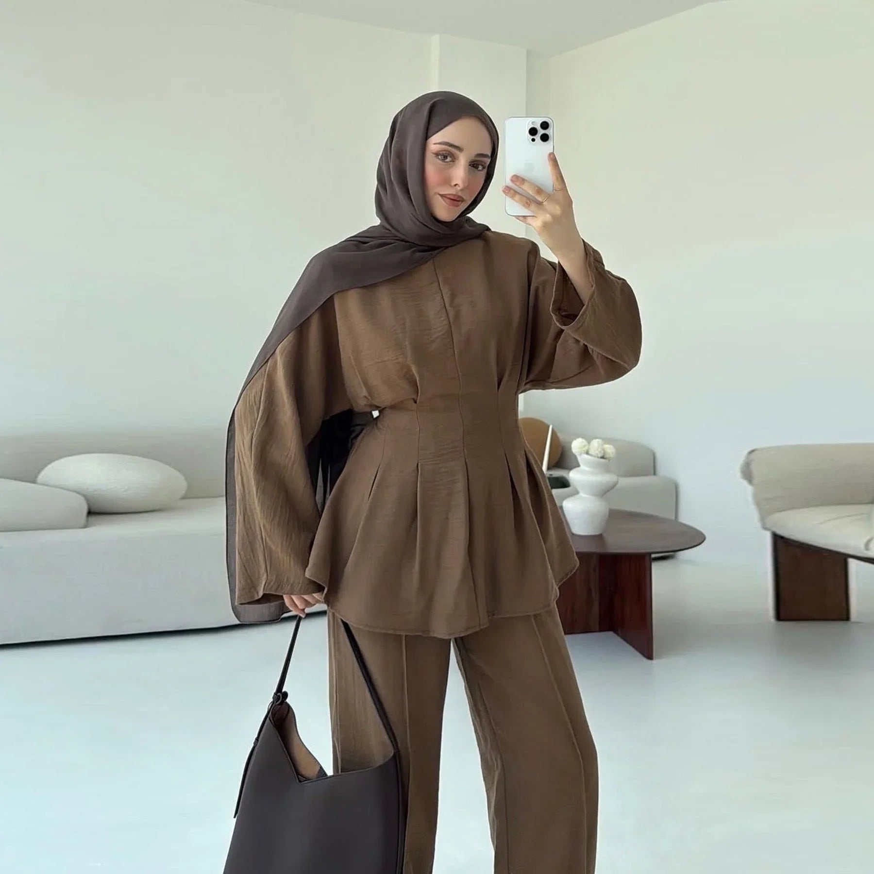 LM307 Ensemble Deux Pièces Soie Glacée – Tunique Peplum & Pantalon Large Tenue Modeste