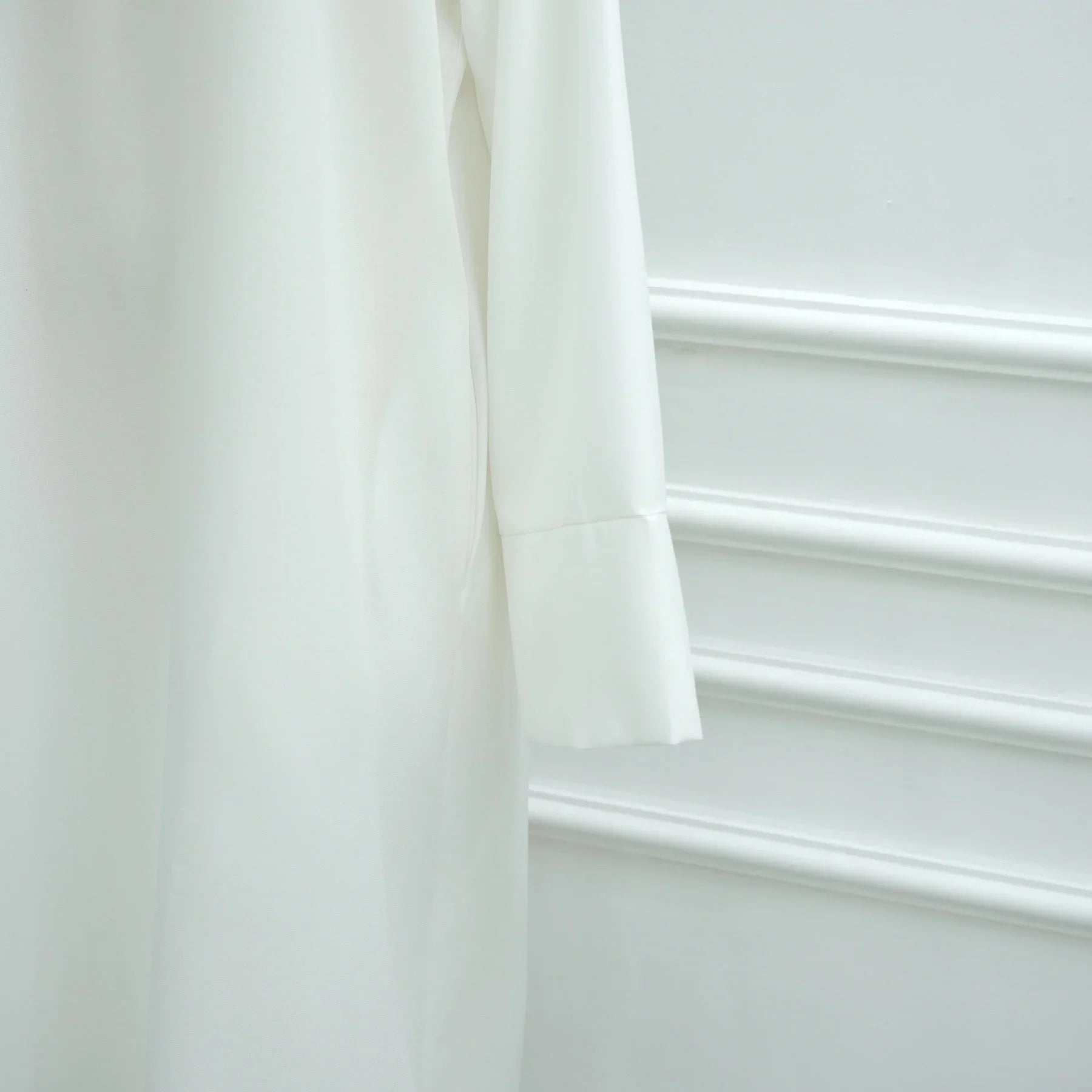 LM308 Robe Abaya avec Poches – Maxi Manches Longues avec Larges Revers