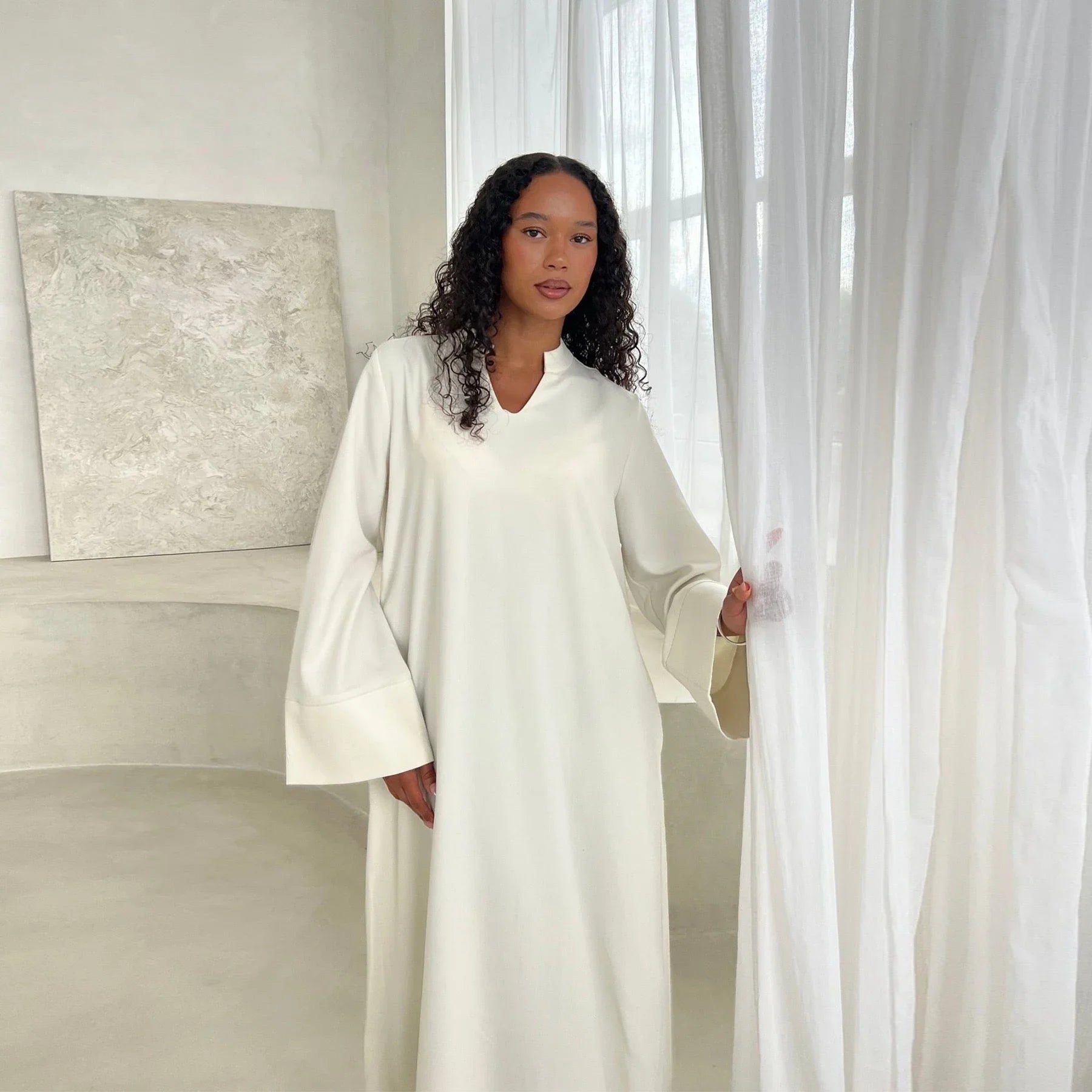 LM308 Robe Abaya avec Poches – Maxi Manches Longues avec Larges Revers