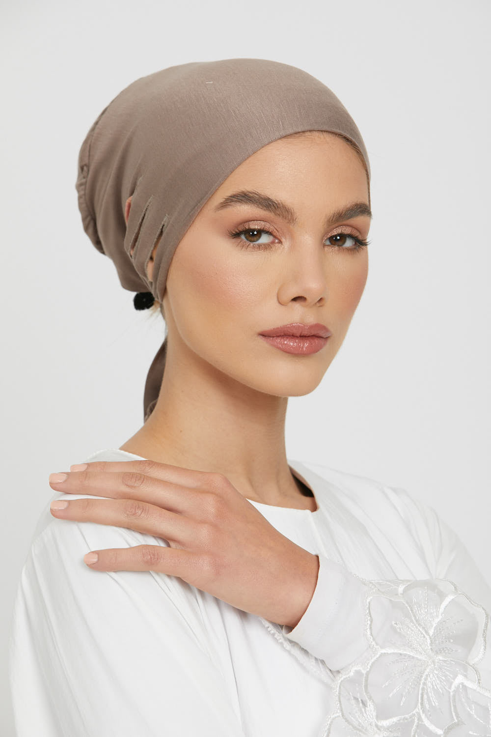 Bonnets Hijab Fente Noués Derrière